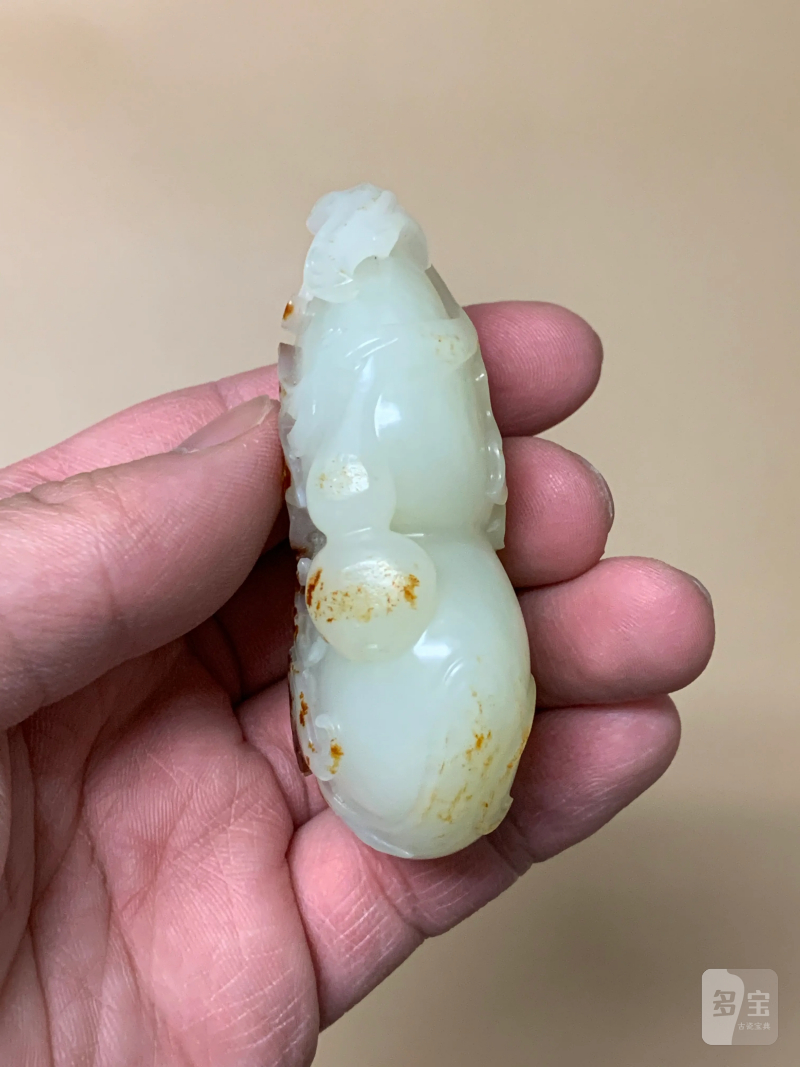 清 白玉红皮巧雕葫芦镇纸 - 图3